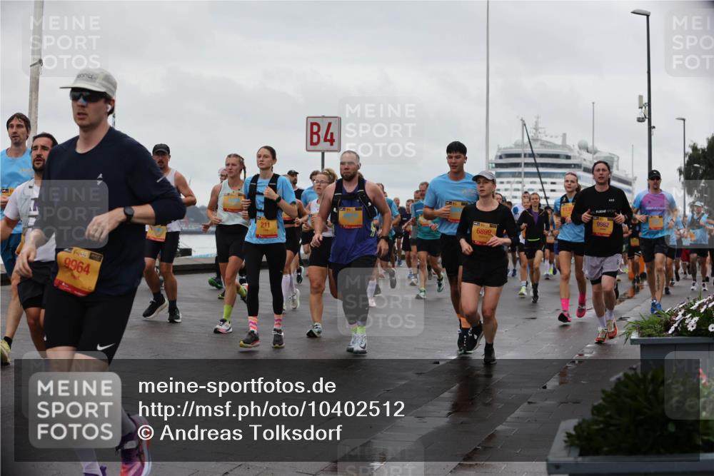 13.09.2026 - Kiel Lauf Andreas Tolksdorf http://msf.ph/oto/10402512 13.09.2026 11:01:31 Kiellinie 9964, 211, 4, 6899, 1136, 9982 meine-sportfotos.de