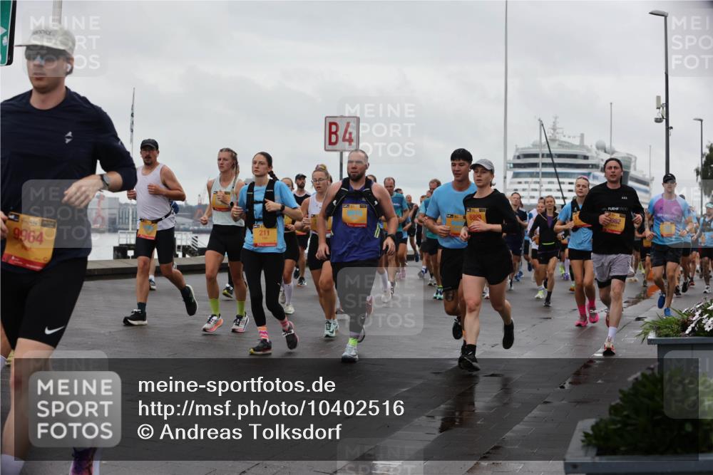13.09.2026 - Kiel Lauf Andreas Tolksdorf http://msf.ph/oto/10402516 13.09.2026 11:01:31 Kiellinie 39, 9964, 211, 4, 6899, 982 meine-sportfotos.de