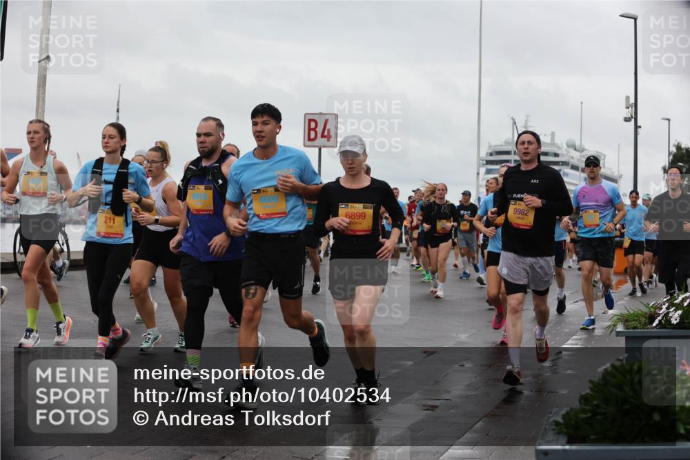 13.09.2026 - Kiel Lauf Andreas Tolksdorf http://msf.ph/oto/10402534 13.09.2026 11:01:33 Kiellinie 211, 38, 4600, 4, 5, 1, 35, 6899, 9982 meine-sportfotos.de