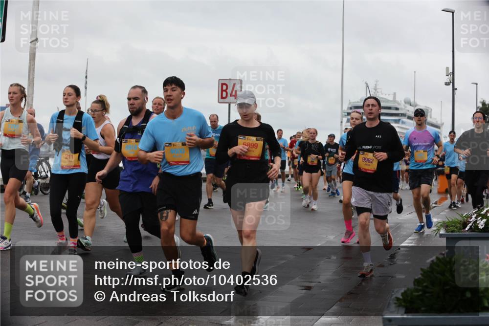 13.09.2026 - Kiel Lauf Andreas Tolksdorf http://msf.ph/oto/10402536 13.09.2026 11:01:33 Kiellinie 29, 211, 4, 5, 31, 4600, 38, 6899, 9982 meine-sportfotos.de