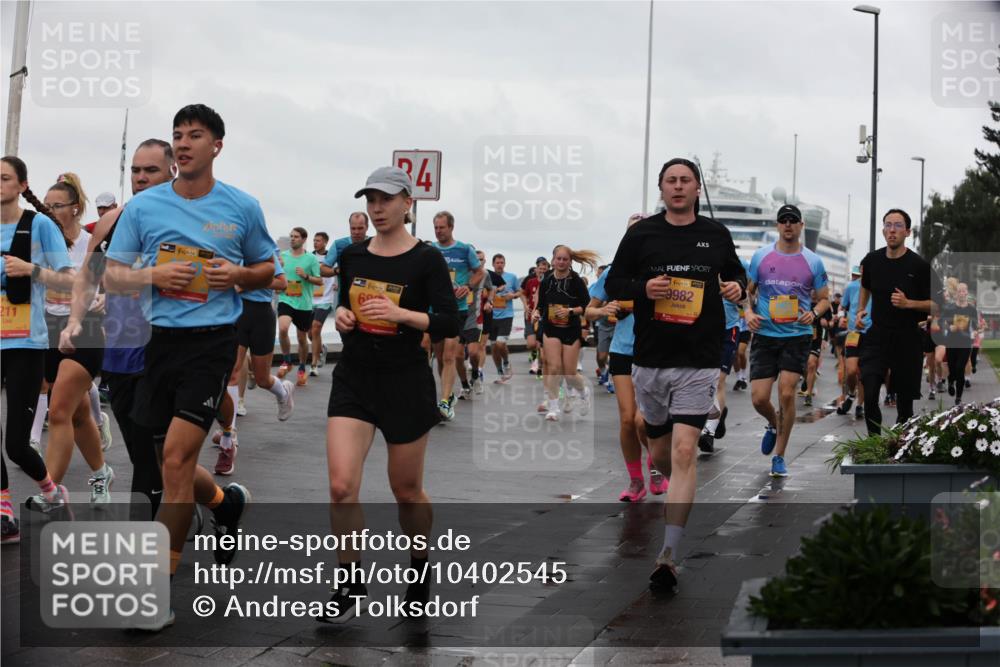 13.09.2026 - Kiel Lauf Andreas Tolksdorf http://msf.ph/oto/10402545 13.09.2026 11:01:33 Kiellinie 211, 39, 1, 39, 6, 34, 5, 39, 9982 meine-sportfotos.de