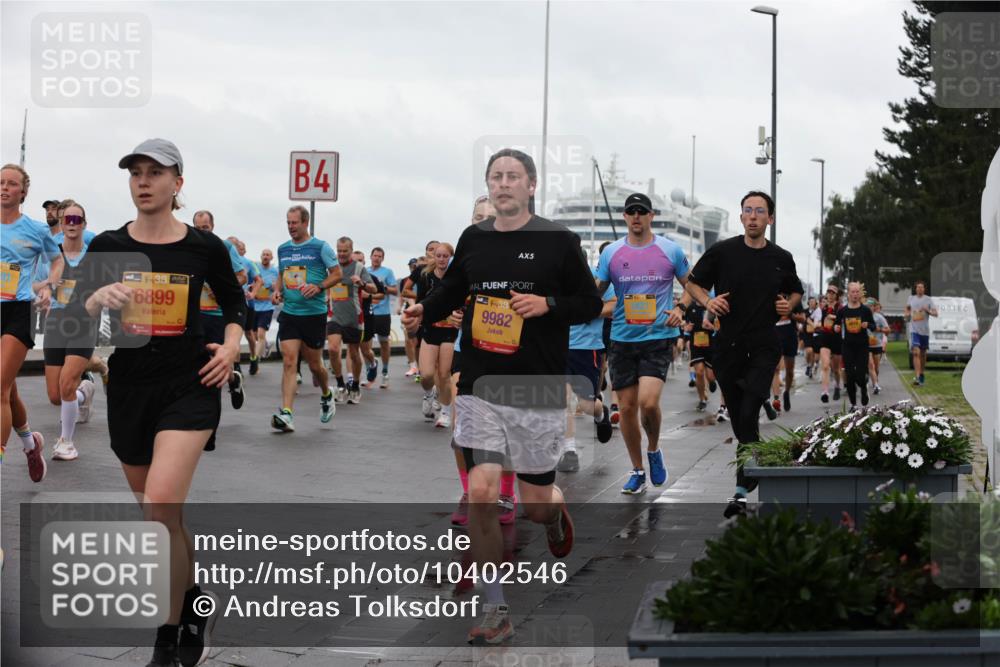 13.09.2026 - Kiel Lauf Andreas Tolksdorf http://msf.ph/oto/10402546 13.09.2026 11:01:33 Kiellinie 1, 38, 6899, 4, 5, 99, 9982 meine-sportfotos.de
