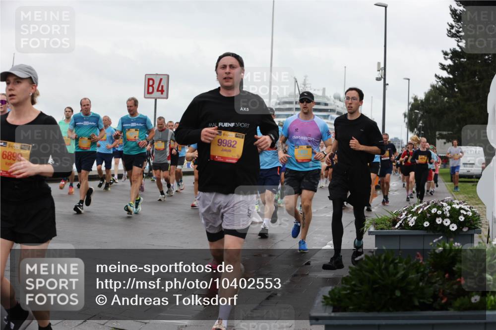 13.09.2026 - Kiel Lauf Andreas Tolksdorf http://msf.ph/oto/10402553 13.09.2026 11:01:34 Kiellinie 39, 6899, 4, 5, 4, 38, 7, 9982 meine-sportfotos.de