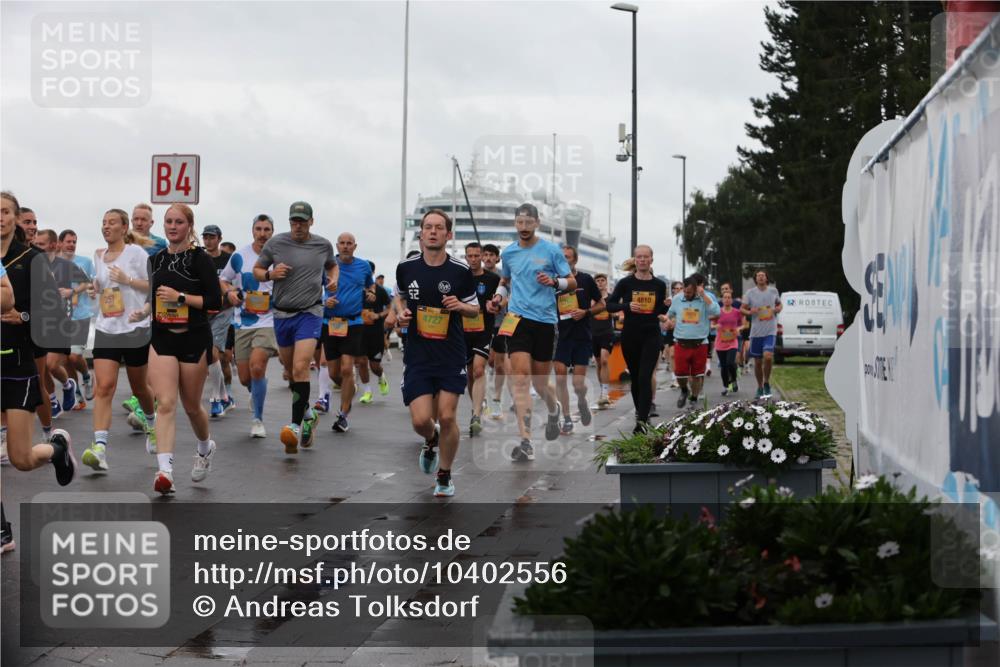 13.09.2026 - Kiel Lauf Andreas Tolksdorf http://msf.ph/oto/10402556 13.09.2026 11:01:36 Kiellinie 4, 257, 4727, 4810 meine-sportfotos.de