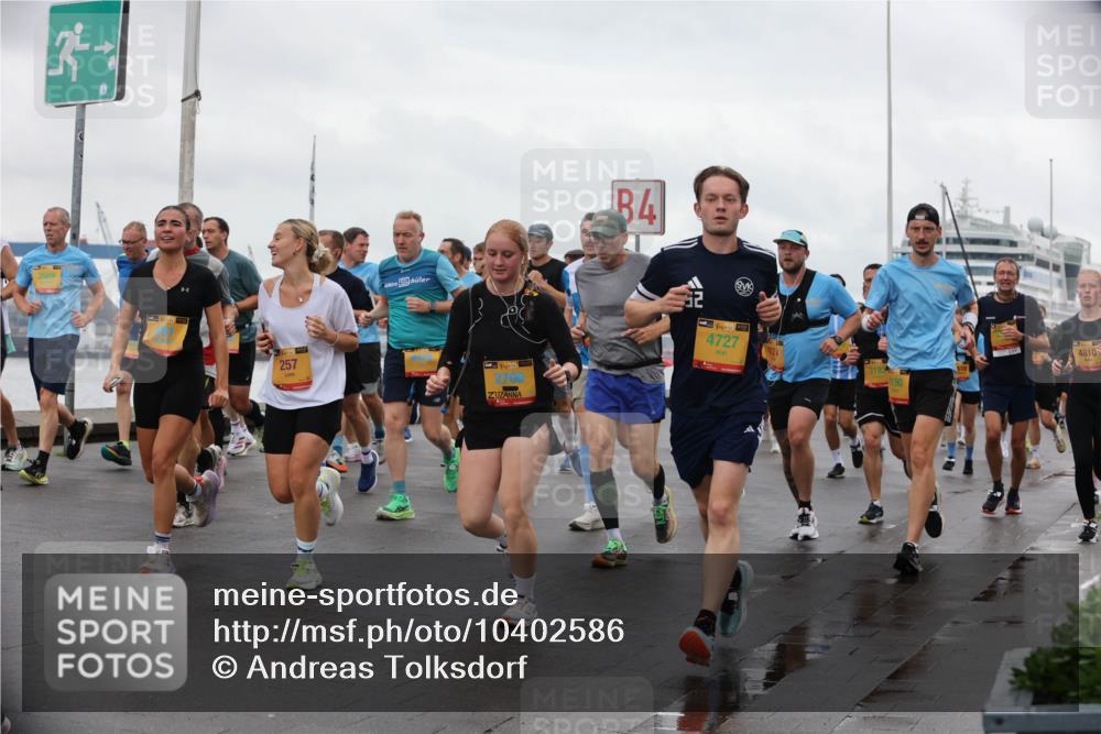 13.09.2026 - Kiel Lauf Andreas Tolksdorf http://msf.ph/oto/10402586 13.09.2026 11:01:37 Kiellinie 3569, 257, 38, 709, 4, 38, 4727, 518, 4810 meine-sportfotos.de