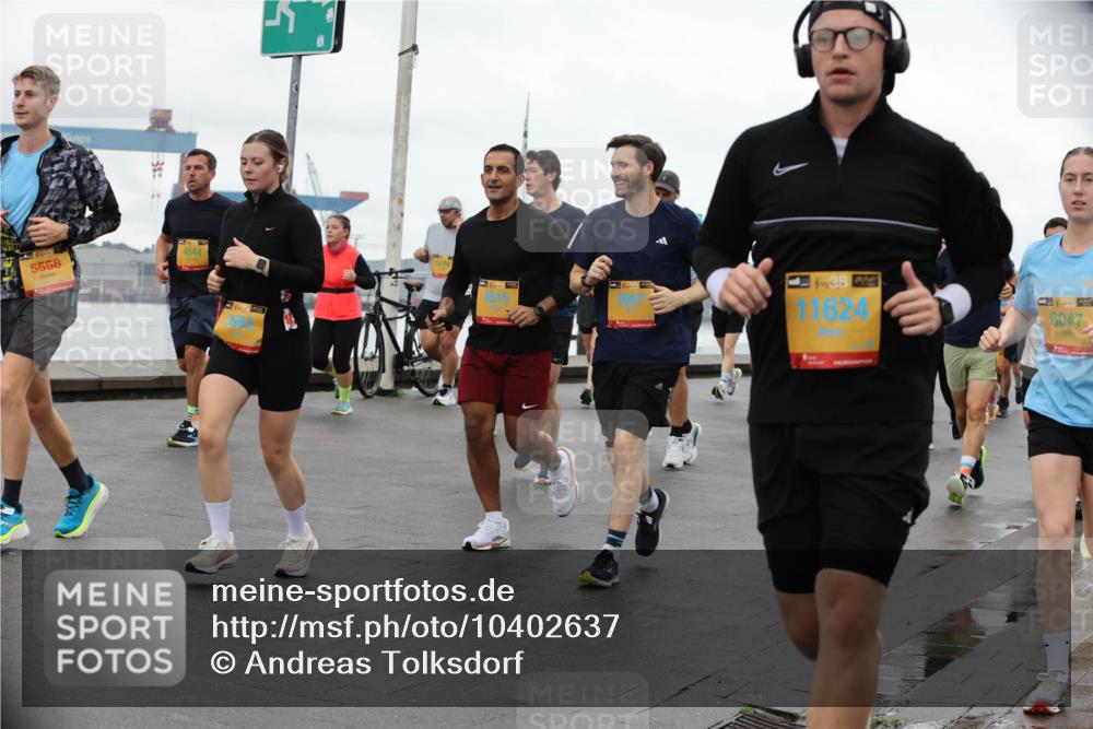 13.09.2026 - Kiel Lauf Andreas Tolksdorf http://msf.ph/oto/10402637 13.09.2026 11:01:48 Kiellinie 38, 5558, 3, 4544, 1, 38, 11624, 38, 6047 meine-sportfotos.de