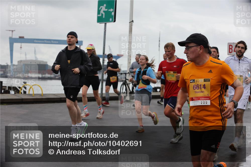 13.09.2026 - Kiel Lauf Andreas Tolksdorf http://msf.ph/oto/10402691 13.09.2026 11:02:01 Kiellinie 2, 5748, 4, 38, 6614 meine-sportfotos.de