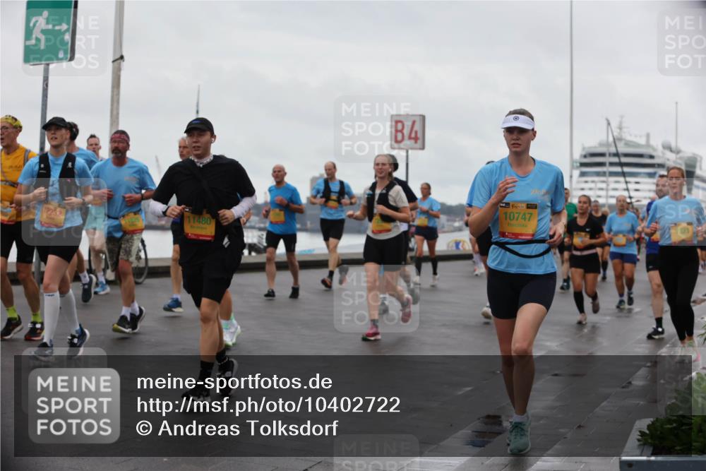13.09.2026 - Kiel Lauf Andreas Tolksdorf http://msf.ph/oto/10402722 13.09.2026 11:02:04 Kiellinie 12232, 11480, 4, 39, 10747, 321 meine-sportfotos.de