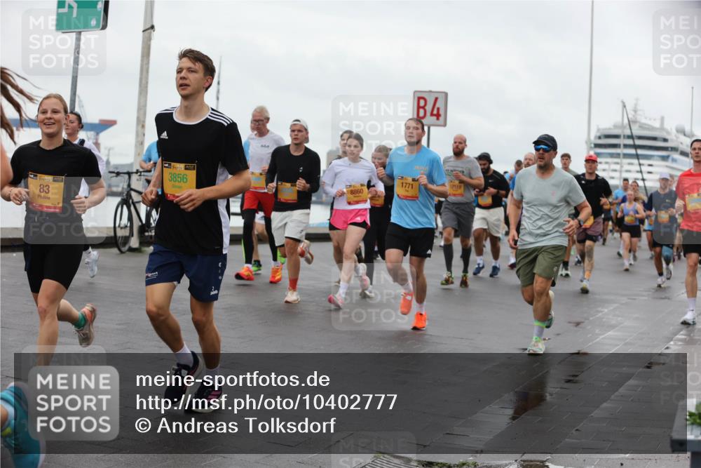13.09.2026 - Kiel Lauf Andreas Tolksdorf http://msf.ph/oto/10402777 13.09.2026 11:02:19 Kiellinie 38, 83, 38, 3856, 95, 8860, 1771, 4, 12518 meine-sportfotos.de