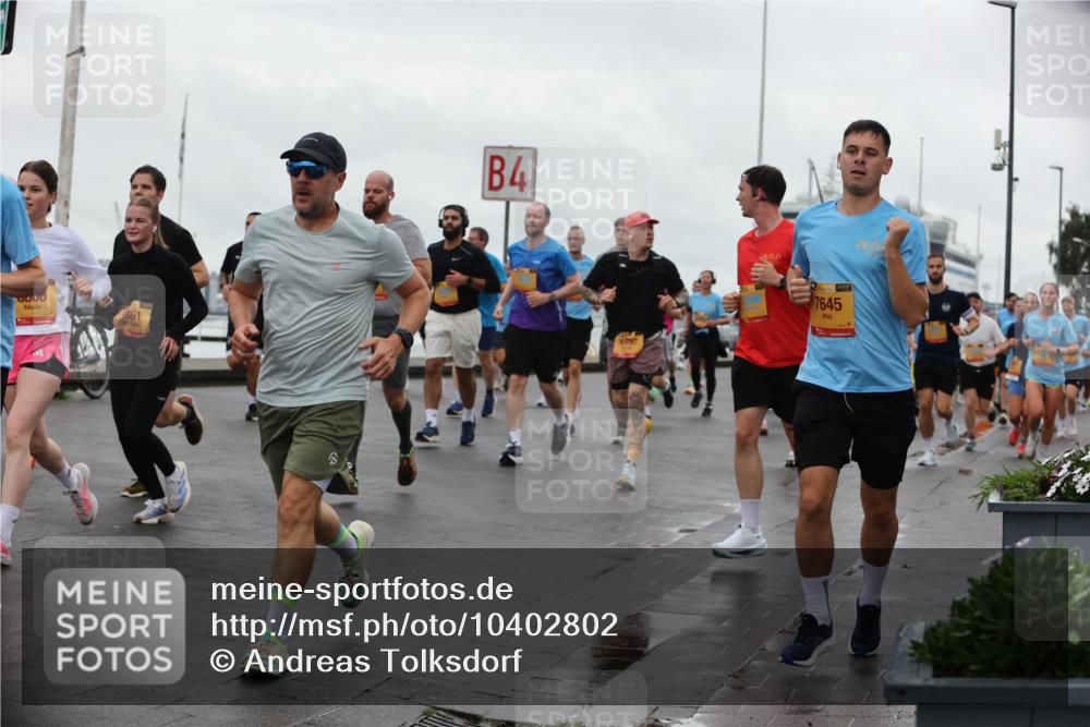 13.09.2026 - Kiel Lauf Andreas Tolksdorf http://msf.ph/oto/10402802 13.09.2026 11:02:20 Kiellinie 0000, 861, 4, 8897, 38, 7645 meine-sportfotos.de