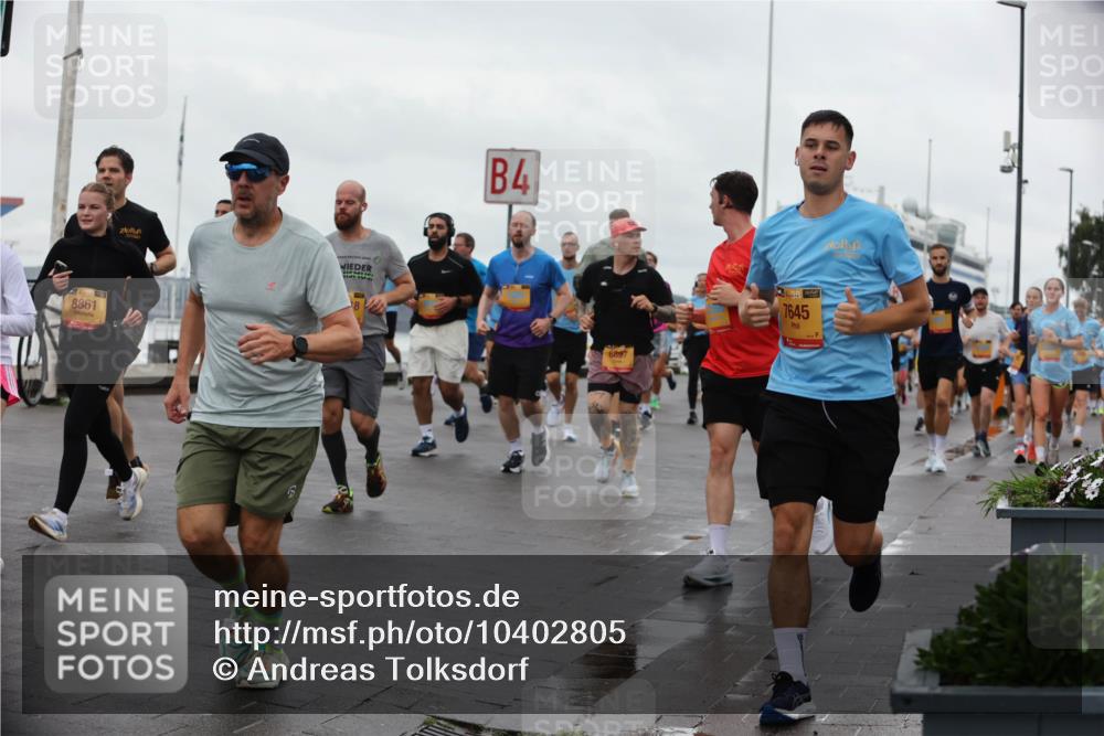 13.09.2026 - Kiel Lauf Andreas Tolksdorf http://msf.ph/oto/10402805 13.09.2026 11:02:20 Kiellinie 7645 meine-sportfotos.de
