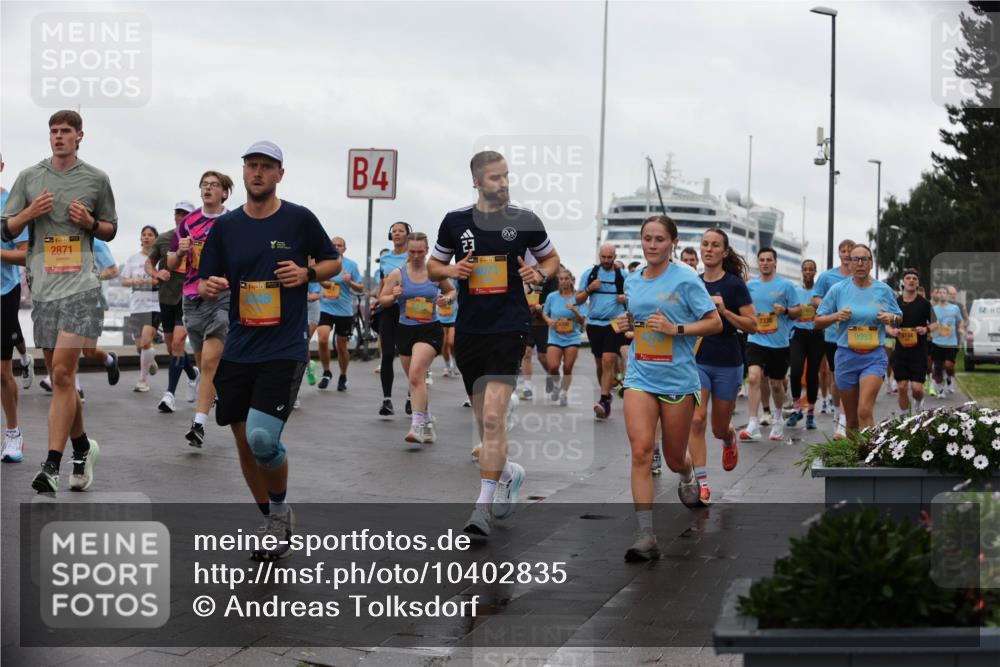 13.09.2026 - Kiel Lauf Andreas Tolksdorf http://msf.ph/oto/10402835 13.09.2026 11:02:23 Kiellinie 39, 2871, 39, 4, 7336, 9953, 4134 meine-sportfotos.de