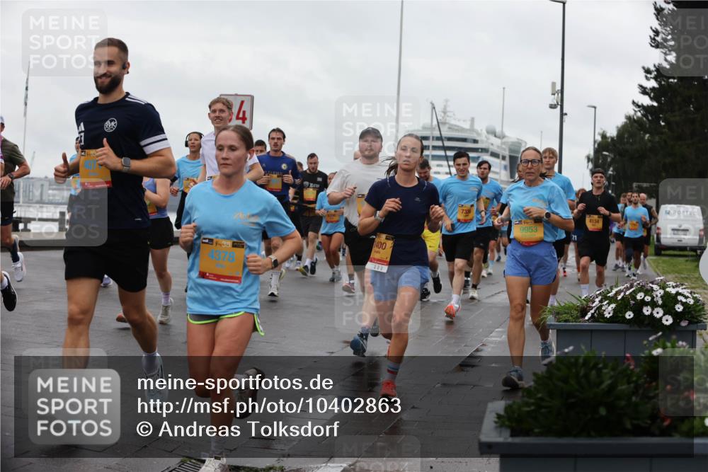 13.09.2026 - Kiel Lauf Andreas Tolksdorf http://msf.ph/oto/10402863 13.09.2026 11:02:24 Kiellinie 4, 38, 4378, 2400, 9953, 21, 4134 meine-sportfotos.de