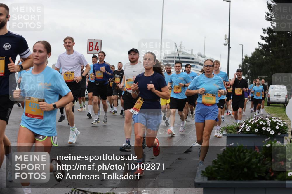 13.09.2026 - Kiel Lauf Andreas Tolksdorf http://msf.ph/oto/10402871 13.09.2026 11:02:25 Kiellinie 4, 7151, 397, 4378, 00, 7336, 9953, 4134 meine-sportfotos.de