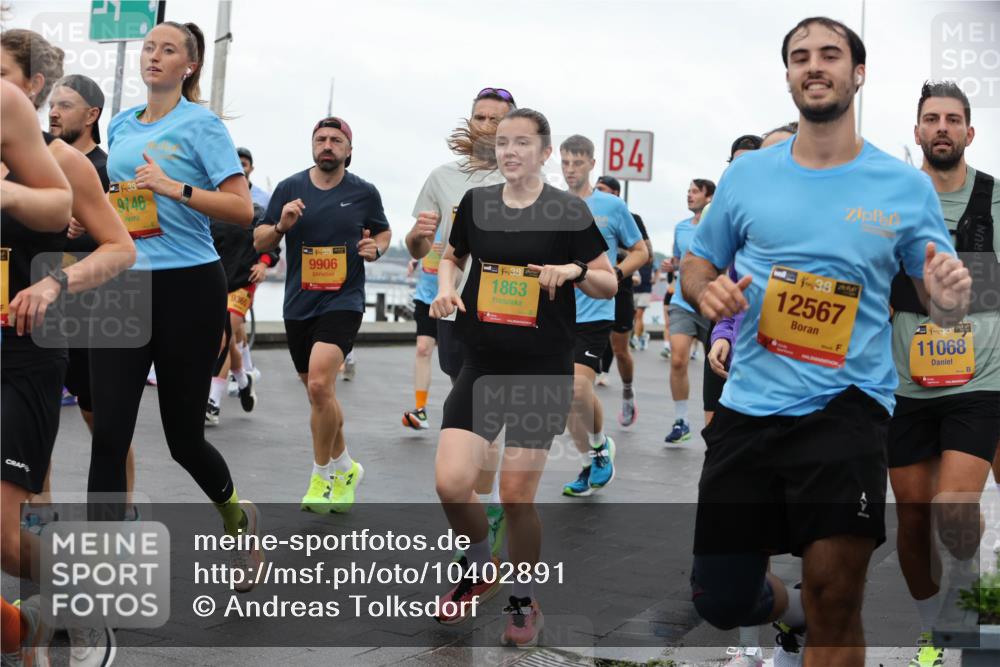 13.09.2026 - Kiel Lauf Andreas Tolksdorf http://msf.ph/oto/10402891 13.09.2026 11:02:33 Kiellinie 38, 9146, 38, 9906, 33, 1863, 4, 38, 12567, 11068 meine-sportfotos.de