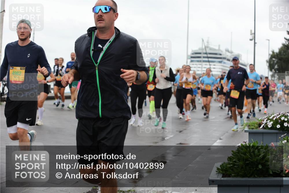 13.09.2026 - Kiel Lauf Andreas Tolksdorf http://msf.ph/oto/10402899 13.09.2026 11:02:37 Kiellinie 39, 4982 meine-sportfotos.de