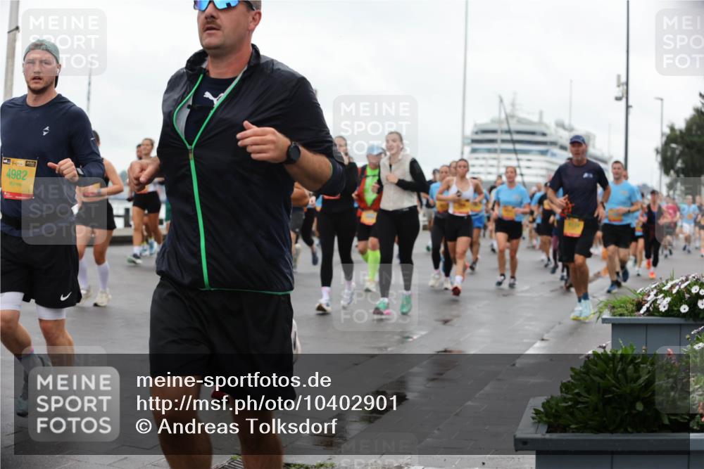 13.09.2026 - Kiel Lauf Andreas Tolksdorf http://msf.ph/oto/10402901 13.09.2026 11:02:37 Kiellinie 38, 4982 meine-sportfotos.de