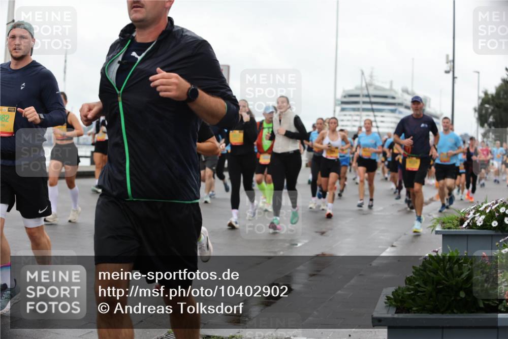 13.09.2026 - Kiel Lauf Andreas Tolksdorf http://msf.ph/oto/10402902 13.09.2026 11:02:37 Kiellinie 82 meine-sportfotos.de