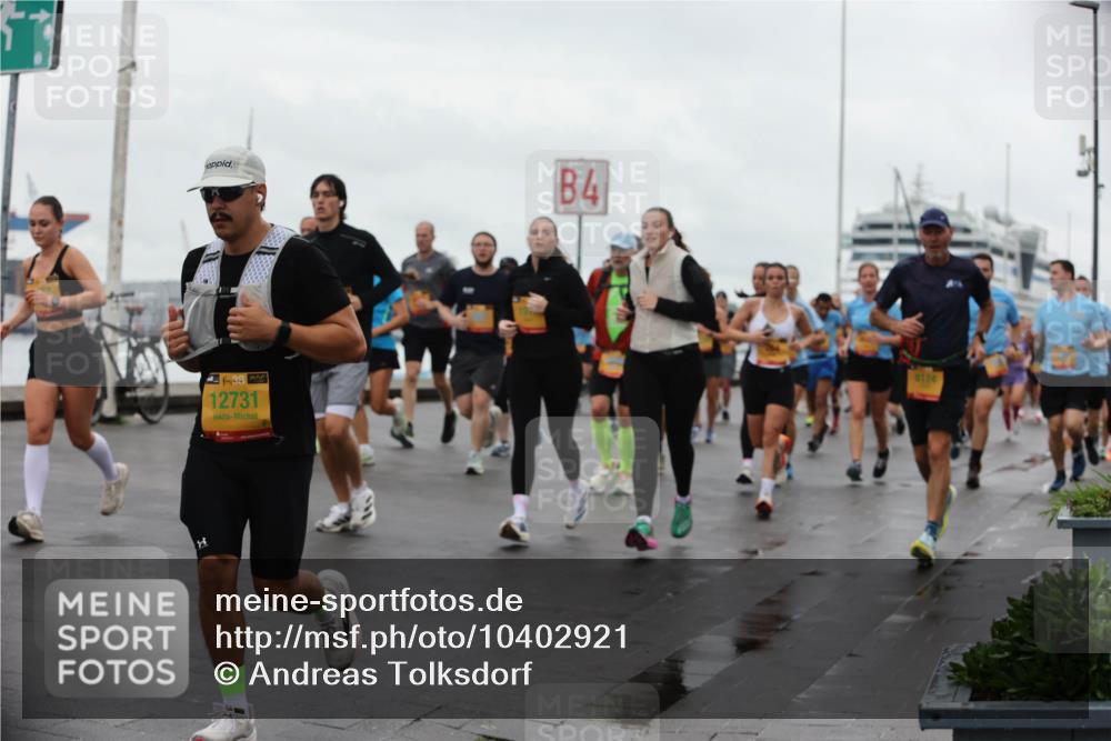 13.09.2026 - Kiel Lauf Andreas Tolksdorf http://msf.ph/oto/10402921 13.09.2026 11:02:38 Kiellinie 4, 38, 12731 meine-sportfotos.de