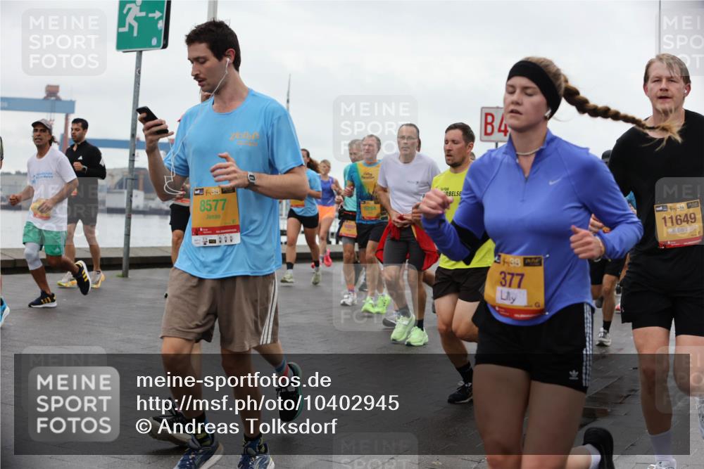 13.09.2026 - Kiel Lauf Andreas Tolksdorf http://msf.ph/oto/10402945 13.09.2026 11:02:52 Kiellinie 38, 8577, 6284, 4, 377, 11649 meine-sportfotos.de