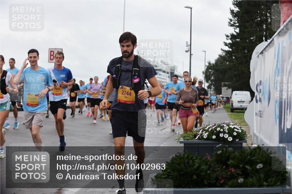 13.09.2026 - Kiel Lauf Andreas Tolksdorf http://msf.ph/oto/10402963 13.09.2026 11:02:55 Kiellinie 4, 38, 2744, 1, 39, 5701, 7485 meine-sportfotos.de