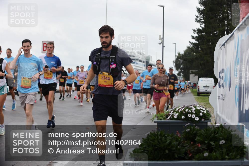 13.09.2026 - Kiel Lauf Andreas Tolksdorf http://msf.ph/oto/10402964 13.09.2026 11:02:56 Kiellinie 5701, 7485, 38, 2744 meine-sportfotos.de