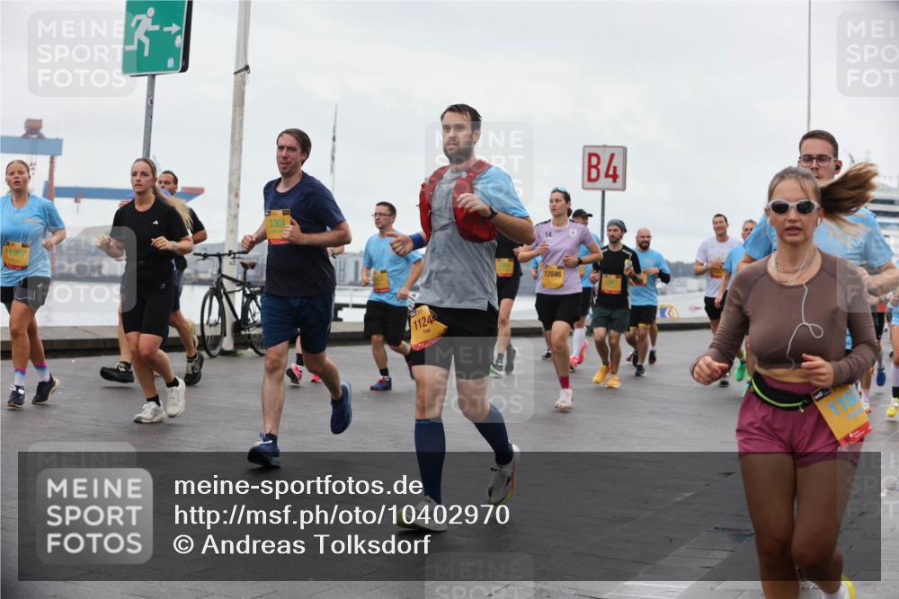 13.09.2026 - Kiel Lauf Andreas Tolksdorf http://msf.ph/oto/10402970 13.09.2026 11:02:58 Kiellinie 11967, 3, 3304, 11242, 14, 2, 12846, 4 meine-sportfotos.de