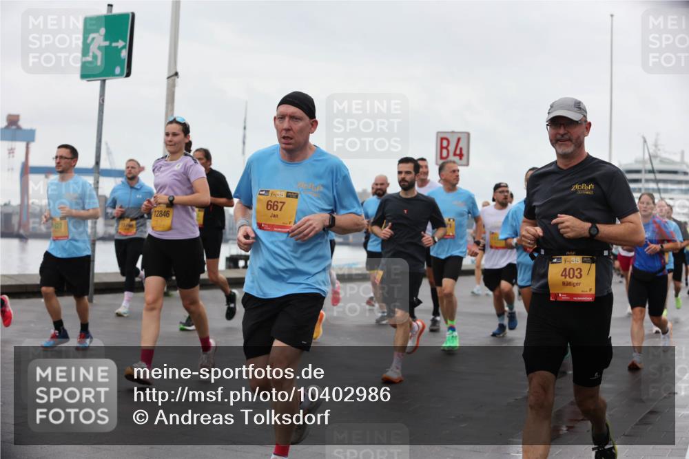 13.09.2026 - Kiel Lauf Andreas Tolksdorf http://msf.ph/oto/10402986 13.09.2026 11:03:00 Kiellinie 12846, 667, 38, 403 meine-sportfotos.de