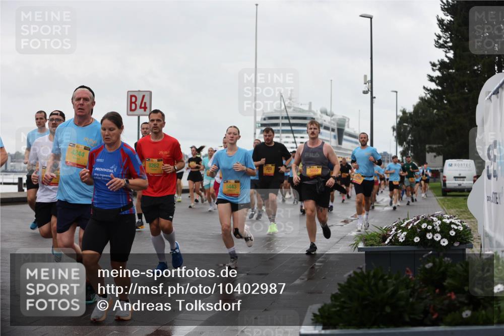 13.09.2026 - Kiel Lauf Andreas Tolksdorf http://msf.ph/oto/10402987 13.09.2026 11:03:02 Kiellinie 39, 4244, 4, 8262, 5443, 223, 3669 meine-sportfotos.de