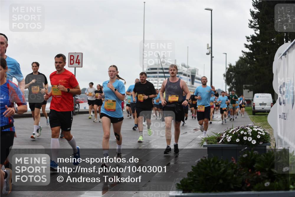 13.09.2026 - Kiel Lauf Andreas Tolksdorf http://msf.ph/oto/10403001 13.09.2026 11:03:02 Kiellinie 4653, 39, 8262, 4, 5443, 223, 3669, 4795 meine-sportfotos.de