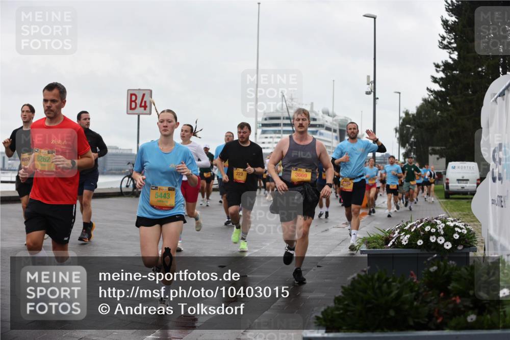 13.09.2026 - Kiel Lauf Andreas Tolksdorf http://msf.ph/oto/10403015 13.09.2026 11:03:03 Kiellinie 4653, 38, 8262, 4, 39, 5443, 223, 3669, 4795 meine-sportfotos.de