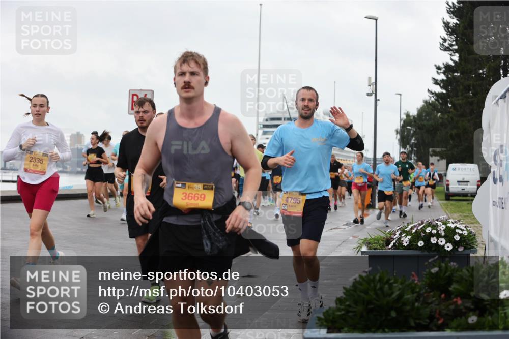13.09.2026 - Kiel Lauf Andreas Tolksdorf http://msf.ph/oto/10403053 13.09.2026 11:03:05 Kiellinie 38, 2335, 1, 39, 4, 3669, 1, 38, 4795 meine-sportfotos.de