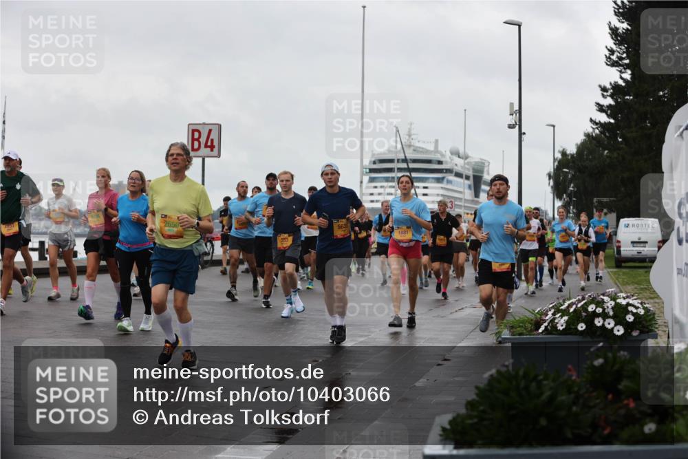 13.09.2026 - Kiel Lauf Andreas Tolksdorf http://msf.ph/oto/10403066 13.09.2026 11:03:08 Kiellinie 4851, 39, 2650, 4, 553, 5635, 1881 meine-sportfotos.de