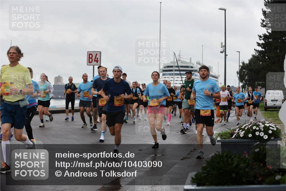 13.09.2026 - Kiel Lauf Andreas Tolksdorf http://msf.ph/oto/10403090 13.09.2026 11:03:09 Kiellinie 2652, 200, 4716, 4, 553, 5635, 1881, 4849, 2172 meine-sportfotos.de