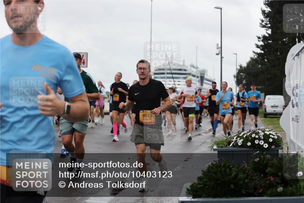 13.09.2026 - Kiel Lauf Andreas Tolksdorf http://msf.ph/oto/10403123 13.09.2026 11:03:11 Kiellinie 38, 9813, 10671 meine-sportfotos.de