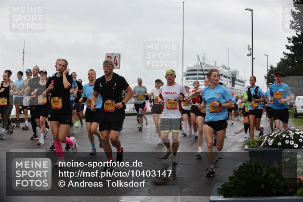 13.09.2026 - Kiel Lauf Andreas Tolksdorf http://msf.ph/oto/10403147 13.09.2026 11:03:14 Kiellinie 8040, 666, 10973, 3999, 10, 6477, 11436, 2 meine-sportfotos.de