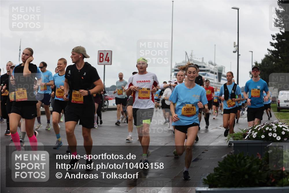 13.09.2026 - Kiel Lauf Andreas Tolksdorf http://msf.ph/oto/10403158 13.09.2026 11:03:14 Kiellinie 8040, 6664, 339, 10973, 4, 3999, 4, 39, 10671, 6477, 11436 meine-sportfotos.de