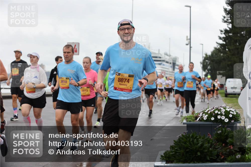 13.09.2026 - Kiel Lauf Andreas Tolksdorf http://msf.ph/oto/10403193 13.09.2026 11:03:18 Kiellinie 1, 3818, 3813, 38, 8874, 00 meine-sportfotos.de