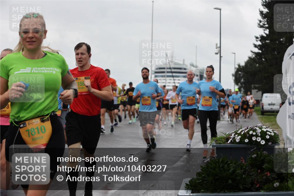 13.09.2026 - Kiel Lauf Andreas Tolksdorf http://msf.ph/oto/10403227 13.09.2026 11:03:19 Kiellinie 5, 387, 158, 38, 7810, 2260, 9192, 5968 meine-sportfotos.de