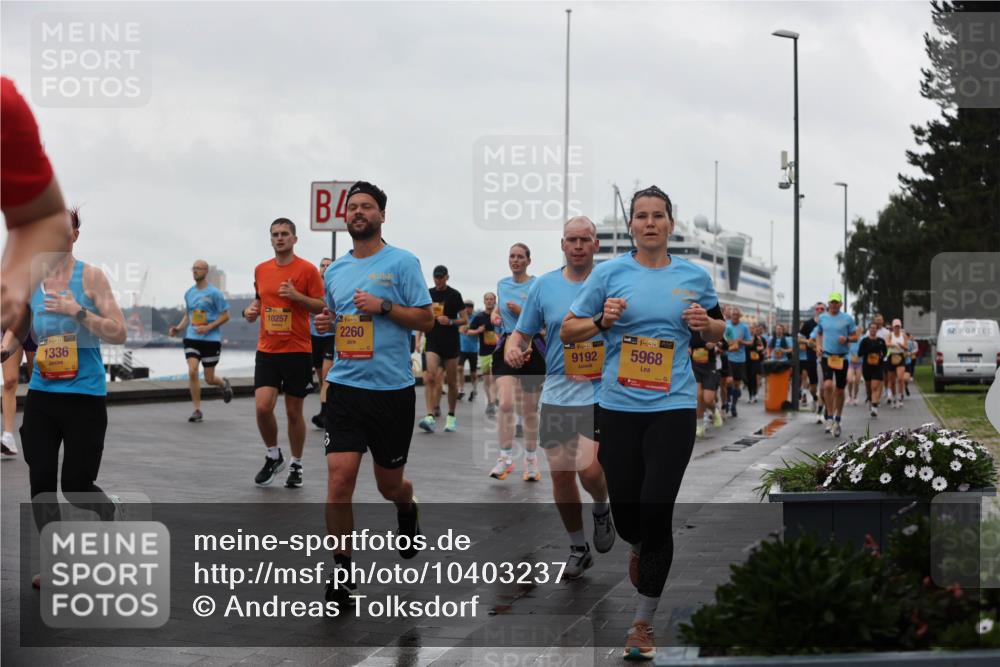 13.09.2026 - Kiel Lauf Andreas Tolksdorf http://msf.ph/oto/10403237 13.09.2026 11:03:20 Kiellinie 1336, 10257, 38, 2260, 38, 38, 9192, 5968 meine-sportfotos.de