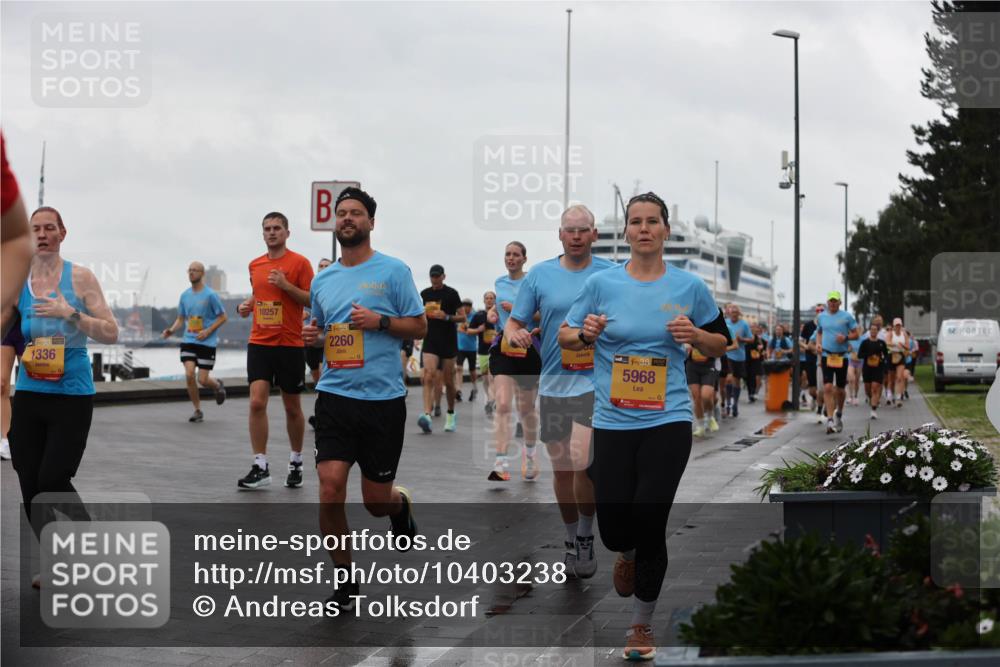 13.09.2026 - Kiel Lauf Andreas Tolksdorf http://msf.ph/oto/10403238 13.09.2026 11:03:21 Kiellinie 39, 1336, 10257, 7, 38, 2260, 48, 5968 meine-sportfotos.de