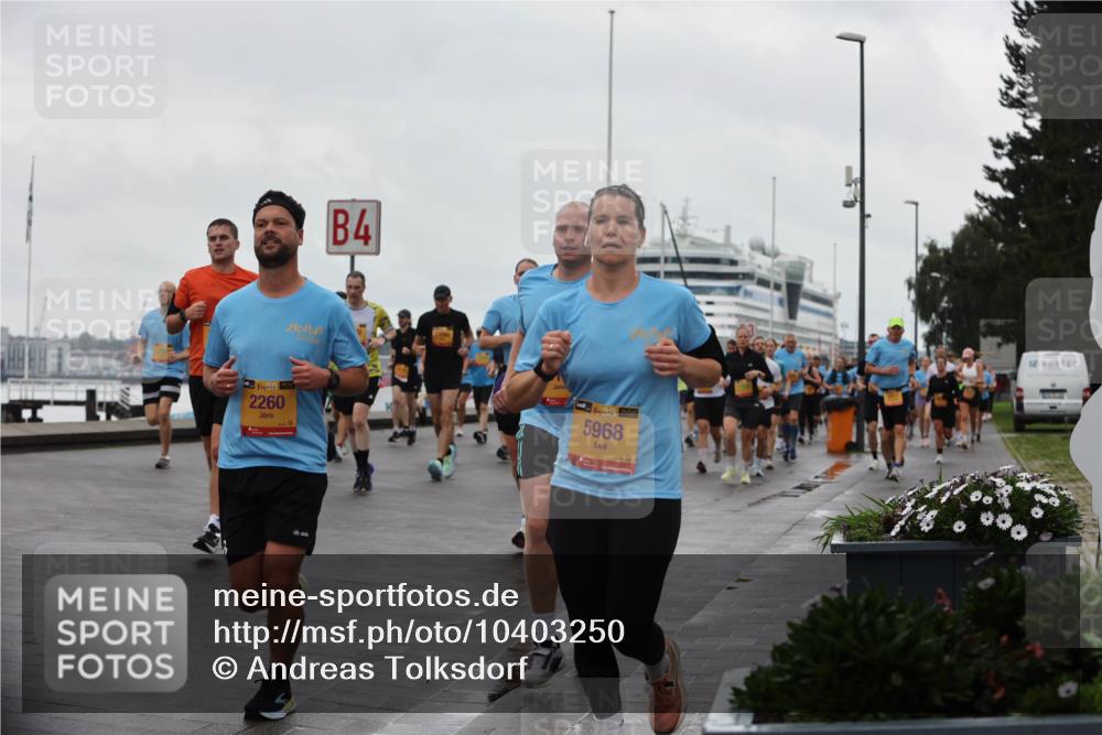 13.09.2026 - Kiel Lauf Andreas Tolksdorf http://msf.ph/oto/10403250 13.09.2026 11:03:21 Kiellinie 38, 2260, 4, 5968 meine-sportfotos.de