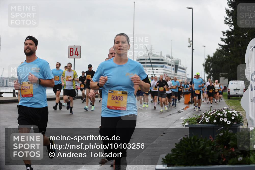 13.09.2026 - Kiel Lauf Andreas Tolksdorf http://msf.ph/oto/10403256 13.09.2026 11:03:21 Kiellinie 38, 2260, 4, 14, 38, 45, 5968 meine-sportfotos.de