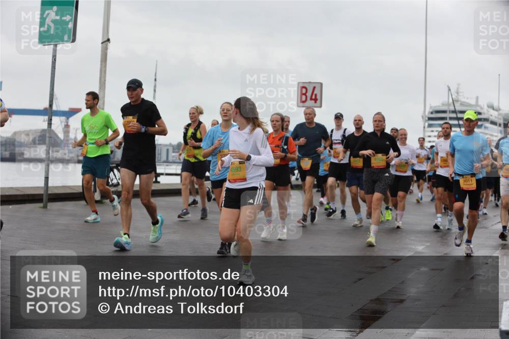 13.09.2026 - Kiel Lauf Andreas Tolksdorf http://msf.ph/oto/10403304 13.09.2026 11:03:25 Kiellinie 4593, 4, 3472, 4955, 3011 meine-sportfotos.de