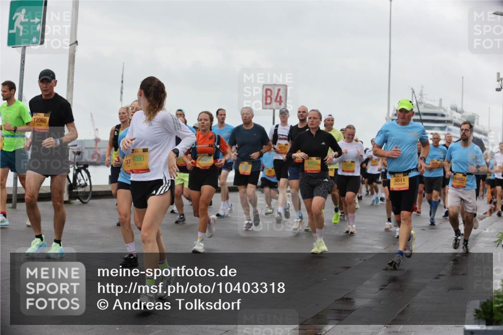 13.09.2026 - Kiel Lauf Andreas Tolksdorf http://msf.ph/oto/10403318 13.09.2026 11:03:26 Kiellinie 12060, 37, 4, 39, 8212, 4593, 4955, 7500, 3011, 6465 meine-sportfotos.de