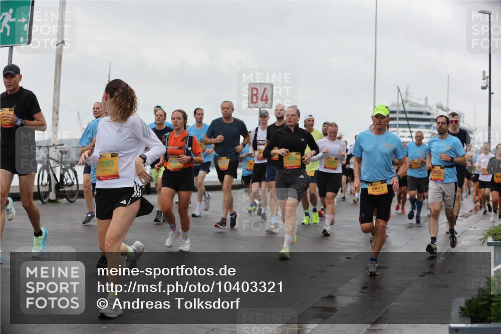 13.09.2026 - Kiel Lauf Andreas Tolksdorf http://msf.ph/oto/10403321 13.09.2026 11:03:26 Kiellinie 38, 4593, 4, 4955, 7500, 3011, 6465 meine-sportfotos.de