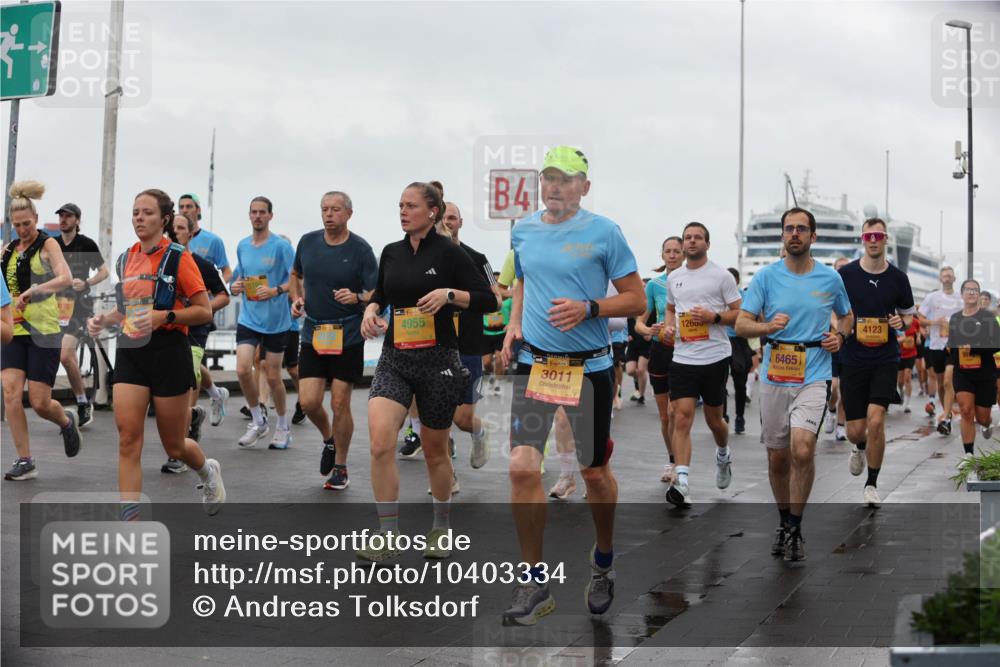 13.09.2026 - Kiel Lauf Andreas Tolksdorf http://msf.ph/oto/10403334 13.09.2026 11:03:27 Kiellinie 110, 1955, 4, 38, 3011, 1260, 6465, 4123 meine-sportfotos.de