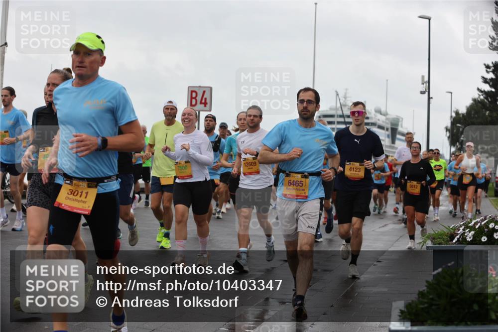 13.09.2026 - Kiel Lauf Andreas Tolksdorf http://msf.ph/oto/10403347 13.09.2026 11:03:27 Kiellinie 40, 1, 39, 3011, 4, 1130, 7500, 12609, 38, 6465, 4123, 9812 meine-sportfotos.de