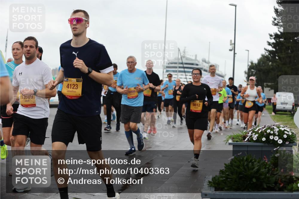13.09.2026 - Kiel Lauf Andreas Tolksdorf http://msf.ph/oto/10403363 13.09.2026 11:03:29 Kiellinie 8, 12609, 38, 4123, 6006, 9812 meine-sportfotos.de