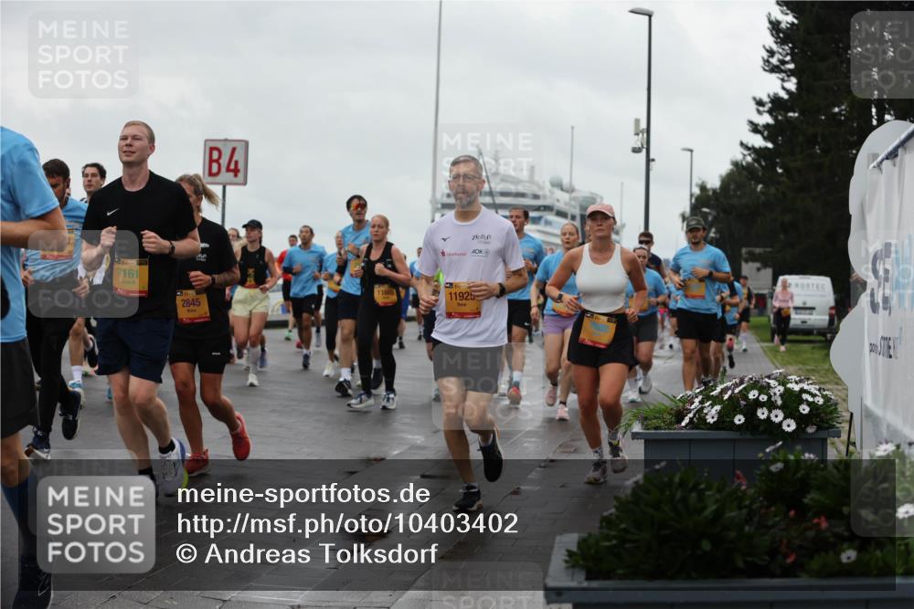 13.09.2026 - Kiel Lauf Andreas Tolksdorf http://msf.ph/oto/10403402 13.09.2026 11:03:31 Kiellinie 38, 7161, 2845, 4, 11665, 38, 11925 meine-sportfotos.de